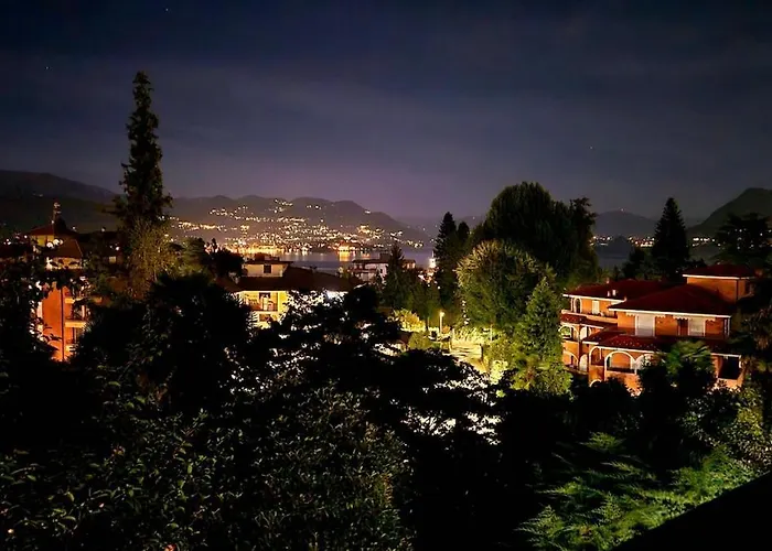 Апартаменты Sunset Lakeview Small Paradise *