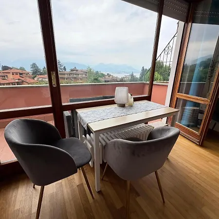 Sunset Lakeview Small Paradise *